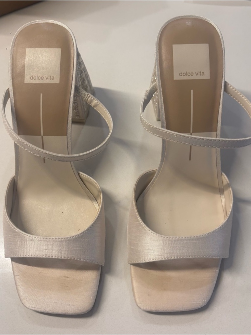 dolce vita Jemmy Pearl Heels in Vanilla Silk - Picture 9 of 10